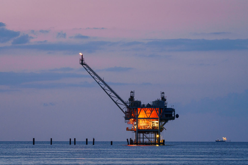 Artificial intelligence will be incompatible with anti-fossil energy activism